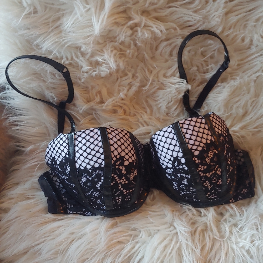 Victoria's secret bra